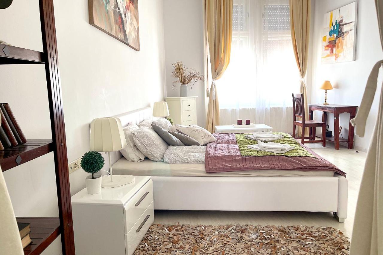 Elegant 125M2 Apartment In Center Of Budapešť Exteriér fotografie